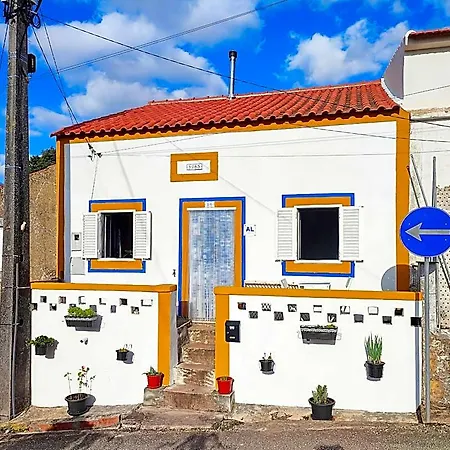 Historic Vineyard Retreat - 1785 Country In Peral Apartamento